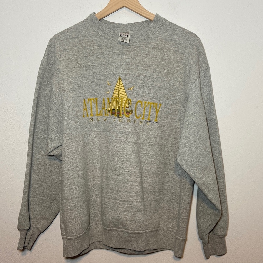 Atlantic City Crewneck Pullover Sailboat Sweatshirt Large Shiny Gold New Jersey